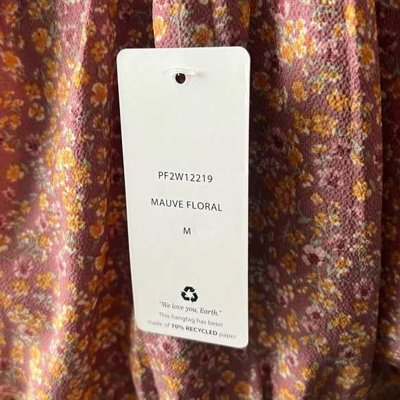 Pink Rose Women’s Bllouse - Picture 3 of 4